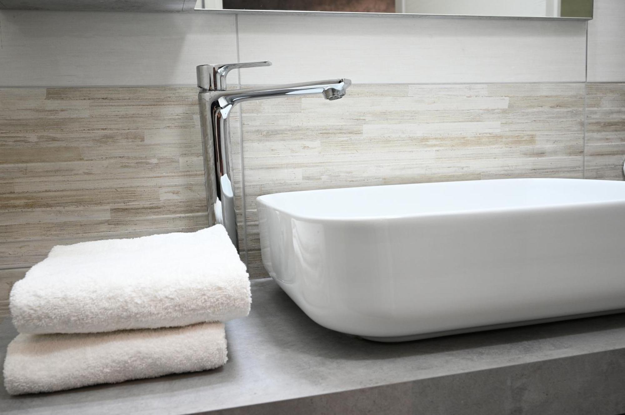 Mirabilia Suites Colosseum Rome Bagian luar foto