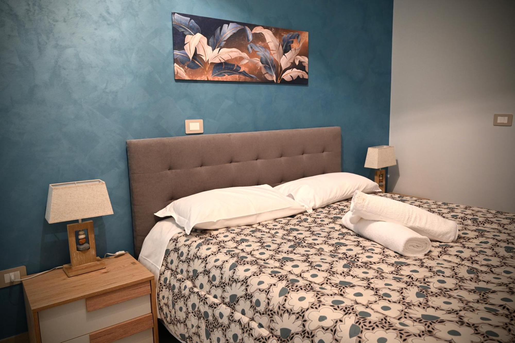 Mirabilia Suites Colosseum Rome Bagian luar foto